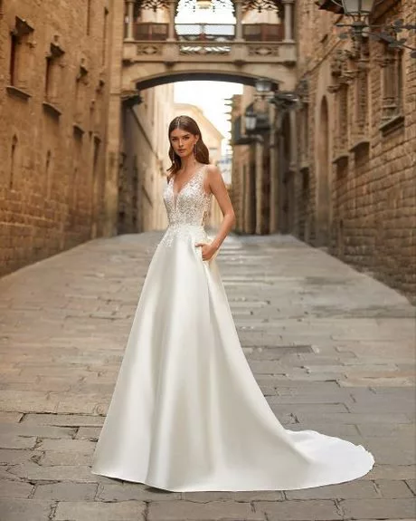 vestido-de-novia-2023-corte-sirena-61_12-4 2023 сватбена рокля с деколте русалка