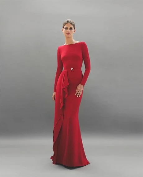 vestidos-de-fiesta-madrinas-2023-82_13-5 Абитуриентски рокли за кръстници 2023