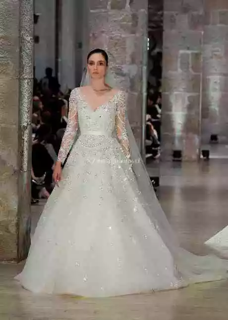 vestidos-de-novia-2023-corte-princesa-17_13-5 Сватбени рокли 2023 за принцеси