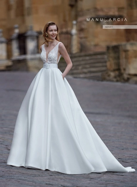 vestidos-de-novia-2023-corte-princesa-17_3-12 Сватбени рокли 2023 за принцеси