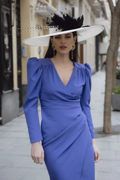 vestidos-elegantes-para-dama-2023-78_5-15 Елегантни рокли за дама 2023