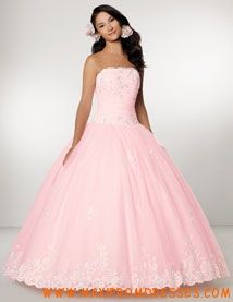 15 светло розови рокли