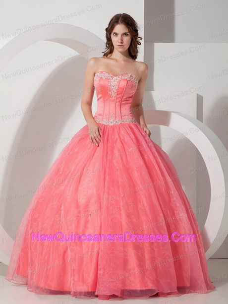 beautiful-15-dresses-37_10 Красиви 15 рокли