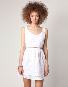 vestidos-blancos-sencillos-45_15 Обикновени бели рокли