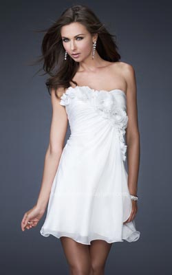 vestidos-bonitos-blancos-81_10 Красиви бели рокли