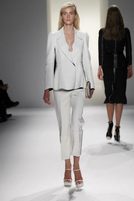 trajes-color-blanco-para-mujer-20_16 Бели костюми за жени