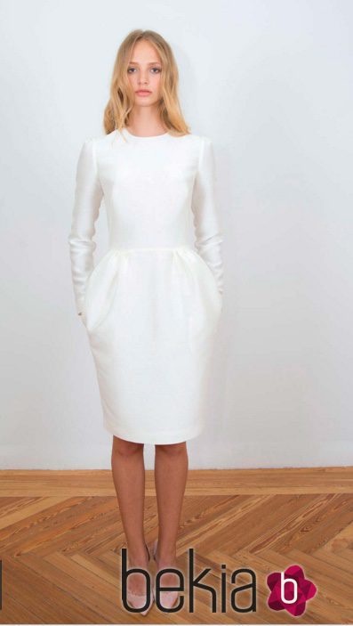 vestido-blanco-con-manga-larga-16_9 Бяла рокля с дълъг ръкав