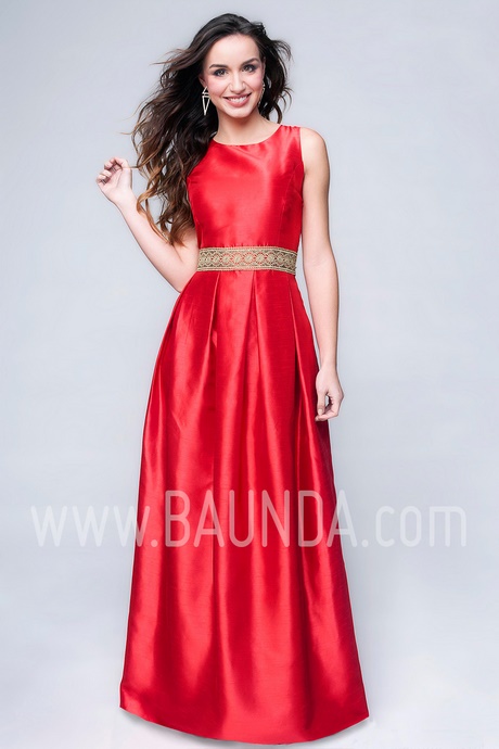 Червена дълга рокля за бала