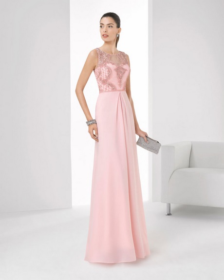 Розова дълга рокля