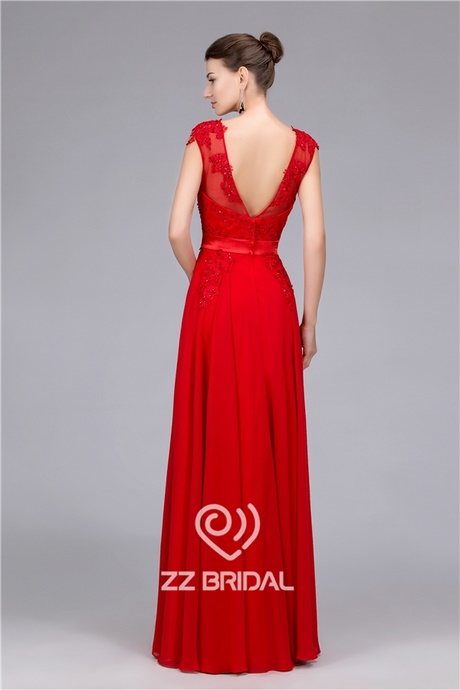 vestido-rojo-escote-v-38_14 Червена рокля с v-образно деколте