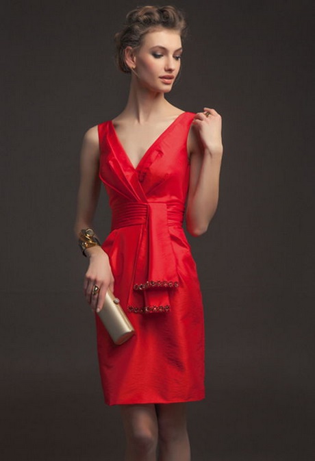 vestido-rojo-escote-v-38_9 Червена рокля с v-образно деколте