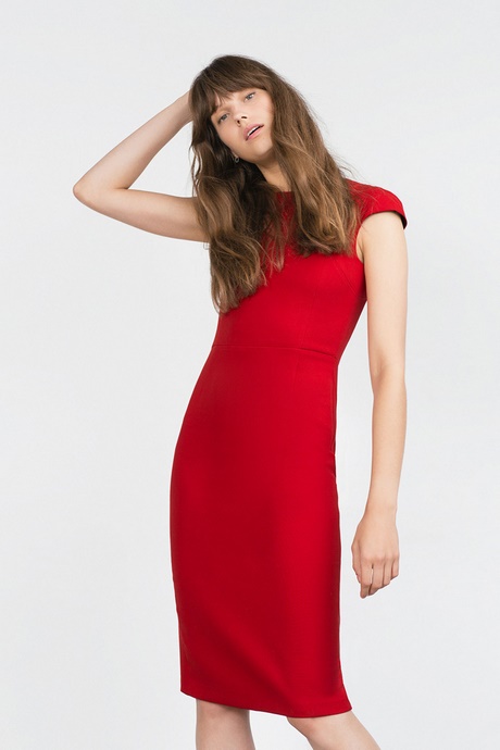 vestido-rojo-media-pierna-11_17 Червена рокля със средна дължина