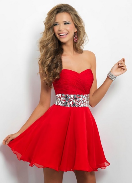 vestidos-rojos-escotados-50_5 Червени рокли с ниско деколте