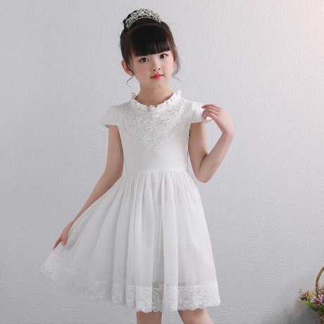 Бяла пролетна рокля