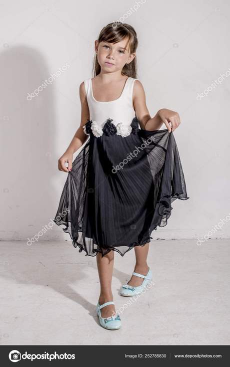vestidos-de-fiesta-blanco-y-negro-54_18 Черно-бели абитуриентски рокли
