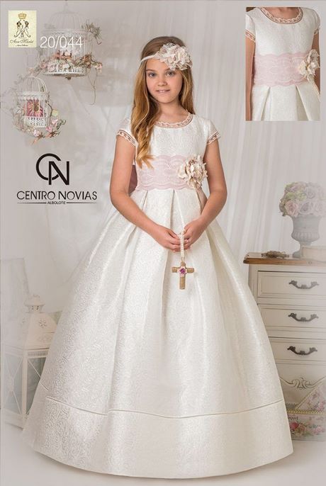 modelos-de-vestidos-de-primera-comunion-nina-60_7 Модел рокля първо причастие момиче