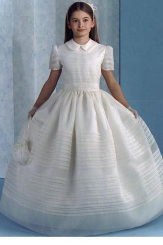 modelos-de-vestidos-de-primera-comunion-para-nina-73_17 Модели на рокли Първо причастие за момичета