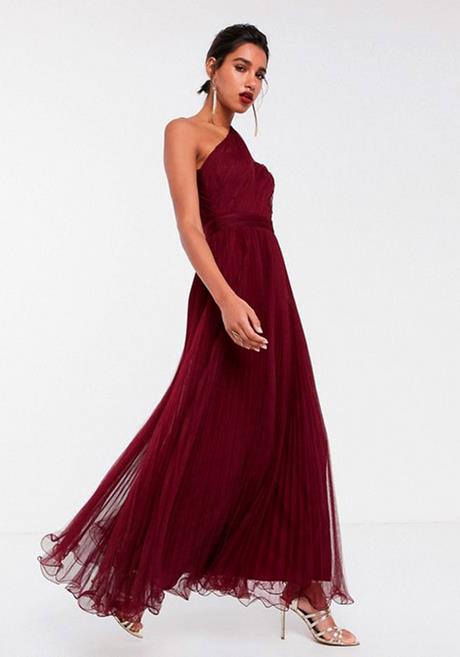 vestidos-de-boda-para-invitadas-jovenes-09_13 Сватбени рокли за млади гости