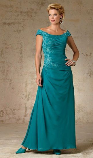 vestidos-elegantes-para-madrinas-de-matrimonio-45_11 Елегантни рокли за кръстници