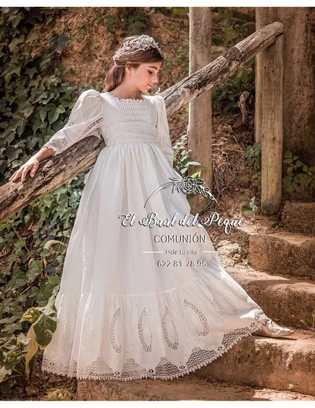 vestido-blanco-invierno-2024-44_14-7 Бяла рокля зима 2024
