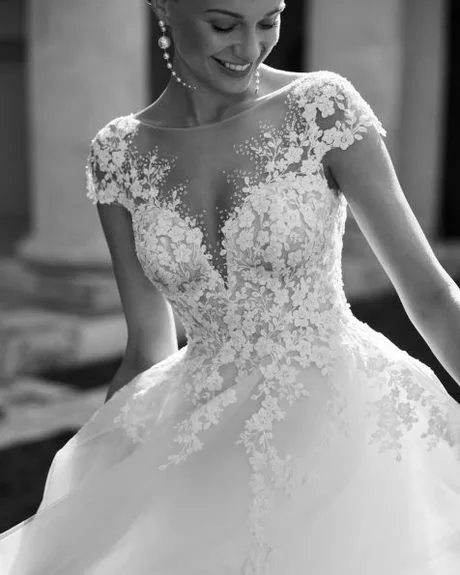 vestidos-de-novia-corte-princesa-2024-65_14-6 Сватбени рокли за принцеса 2024