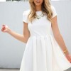Снимки на бели къси рокли