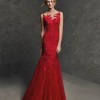 Червена дантелена рокля за сватба