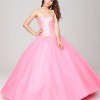 Розови рокли за quinceanera